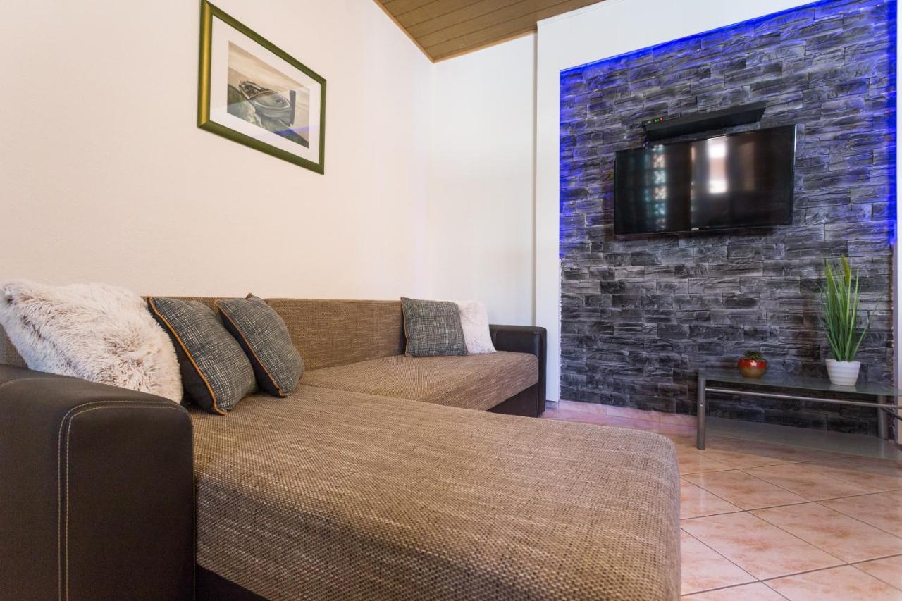 Apartman Ikar Подстрана Екстериор снимка